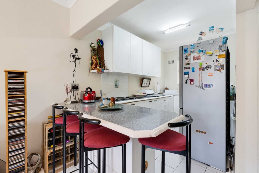2 Bedroom Property for Sale in Green Point Western Cape